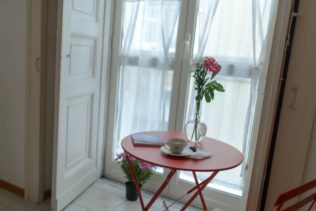 Apartamento In The Heart Of Napoli Nápoles Exterior foto